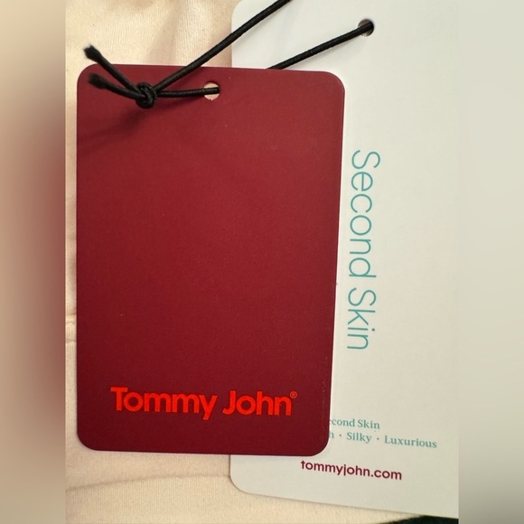 Tommy John Second Skin Triangle Bralette in Soft Pink Size XS fits cups D-DD NWT - Picture 10 of 11